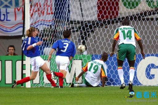 盘点世界杯十大黑马球队 02年日韩造3黑马格子军最强