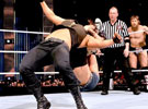 凯特琳&蛋妞 vs AJ&豆腐哥 WWE 男女混合双打