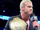 WWE重量级冠军“炫耀男”屡次被打断说话