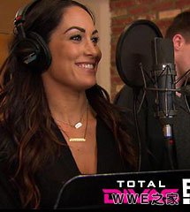 <b>WWE2015年8月26日_女摔生活Total Divas第四季《第八集》</b>