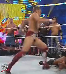 <b>WWE2013年8月18日【14人大战】</b>