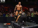 【中文解说】WWE麒麟神君惹怒毒蛇的后果很严重！兰迪奥尔顿暴走狂虐罗曼雷恩