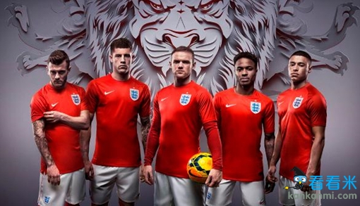英格兰国家队携手耐克推出2014款主客场球衣
