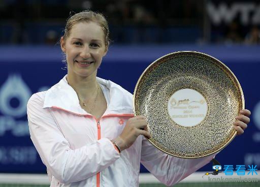 WTA芭提雅赛:马卡洛娃抢七胜黑马 收获职业生涯第2冠