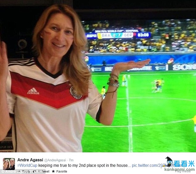 网坛名宿格拉芙庆祝德国大胜 阿加西笑称地位不如世界杯