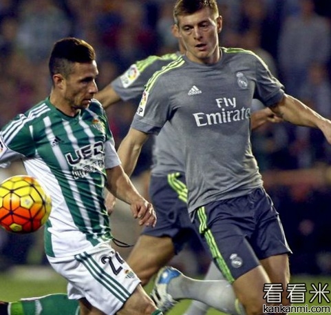 克罗斯：皇马不会放弃争夺冠军