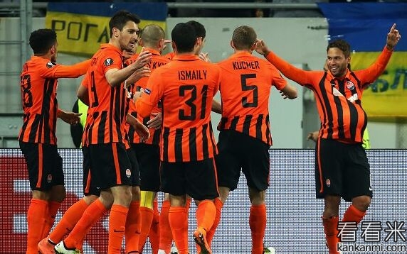 欧联-马洛斯加梅罗传射 塞维利亚2-2客平矿工