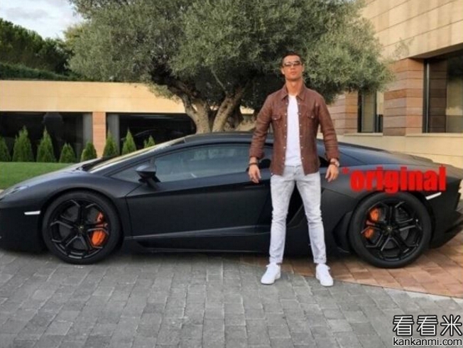 C罗晒兰博基尼跑车遭网友恶搞