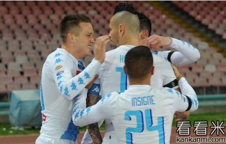意甲-哈姆西克3传1射默滕斯戴帽 那不勒斯客场5-0大胜卡利亚里
